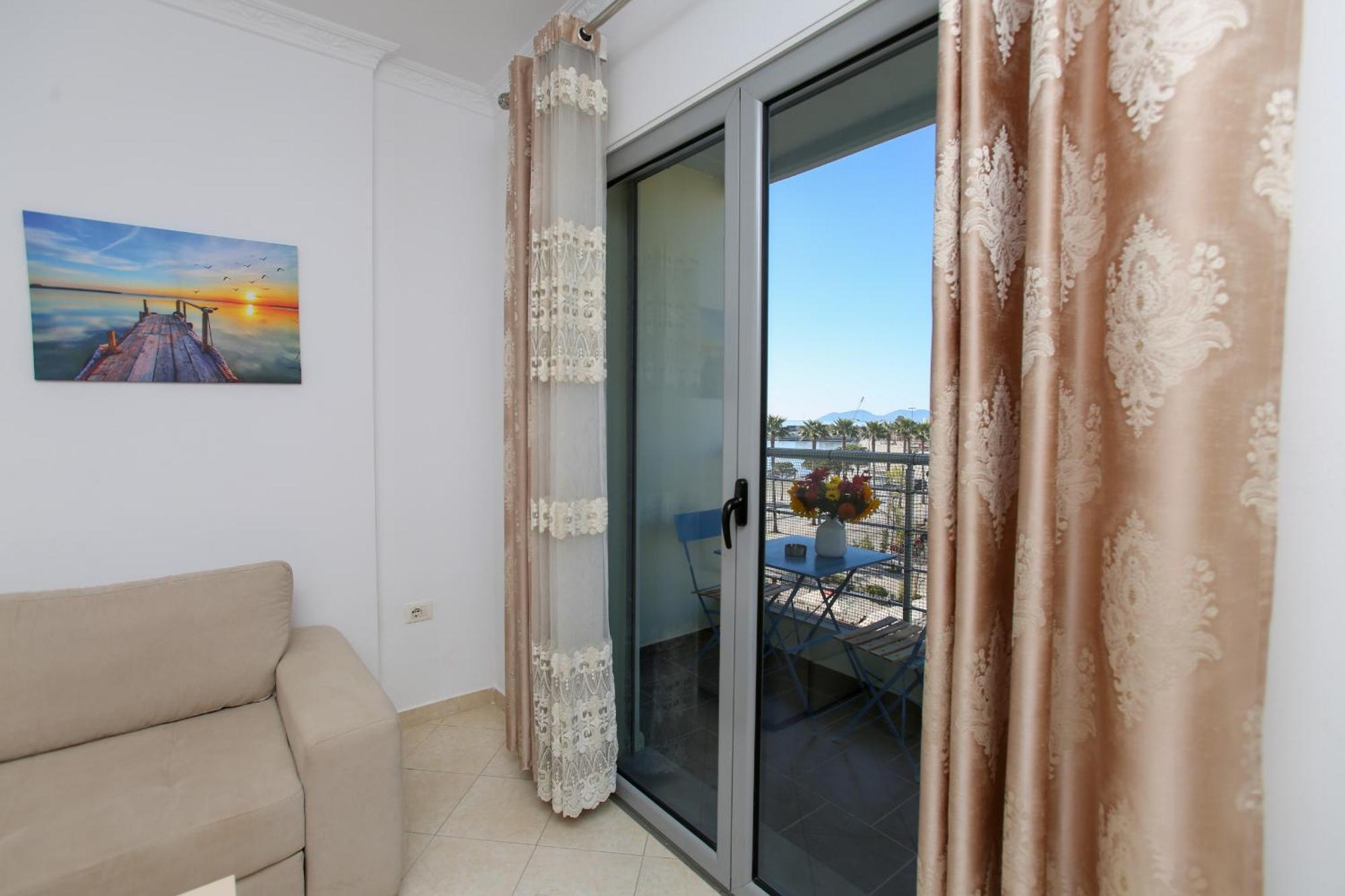 Seascape Apartments Vlorë Exterior foto